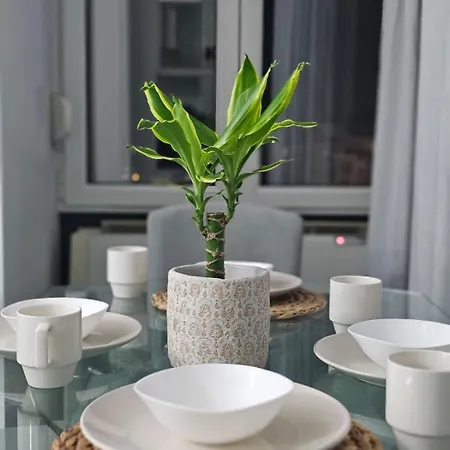 Main Blloku 1 * Tirana